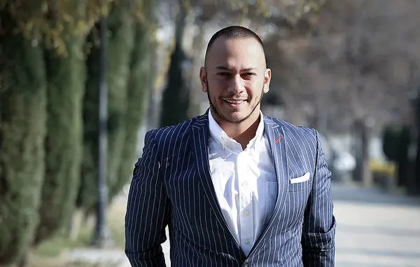 رفتار جنون آمیز هوادار اشوان + فیلم