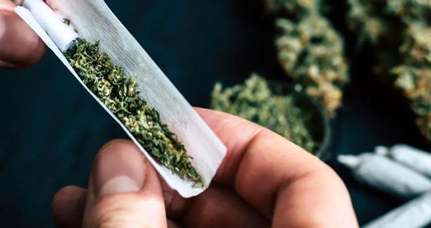 رفتارهایی که نشان‌دهنده اعتیاد به رایج‌ترین ماده مخدر دنیا هستند