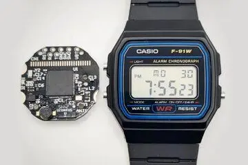 ساعت کاسیو پس از 36 سال هوشمند شد!
