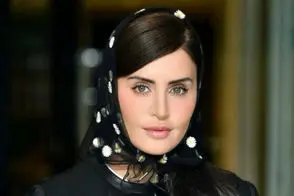 سلفی جذاب و تازه الناز شاکردوست در خانه سینما