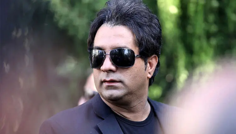 شباهت عجیب نحوه فوت امید جهان به پدرش