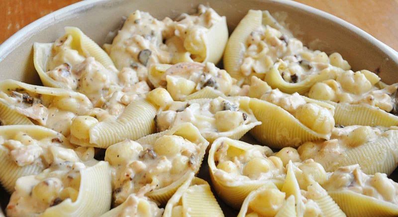 طرز تهیه جامبو شلز با مرغ و قارچ به روشی آسان و ساده بدون فر طرز تهیه جامبو شلز با مرغ و قارچ به روشی آسان و ساده بدون فر