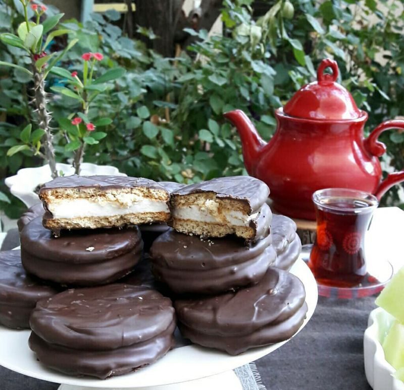 طرز تهیه شیرین عسل خانگی با ساقه طلایی و ژله به روش بازاری طرز تهیه شیرین عسل خانگی با ساقه طلایی و ژله به روش بازاری