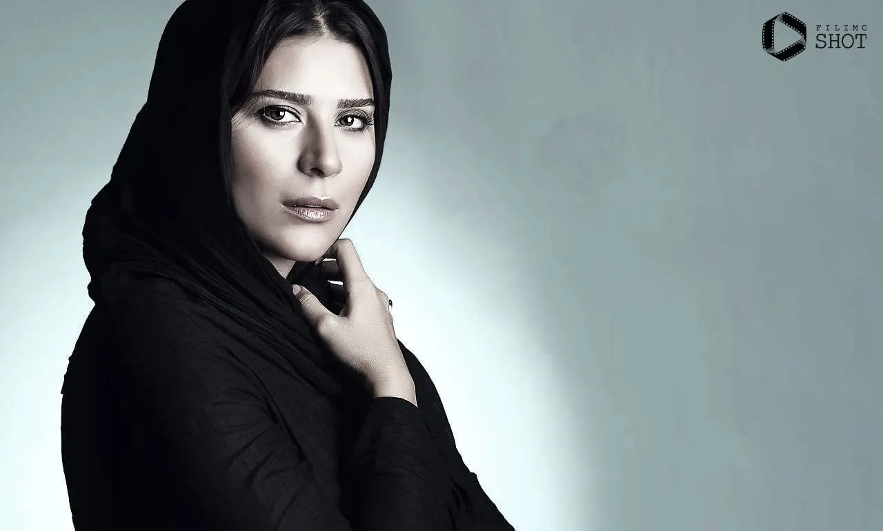عکس جذاب از خانم خوش‌پوشِ سینمای ایران با استایل کلاسیک