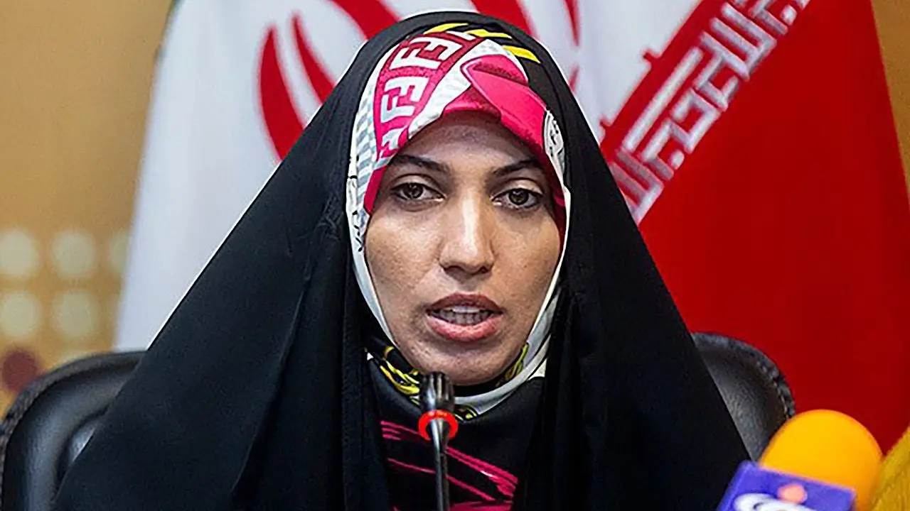 عکسی که از آمنه سادات ذبیح‌پور در لبنان جلب‎‌توجه کرد