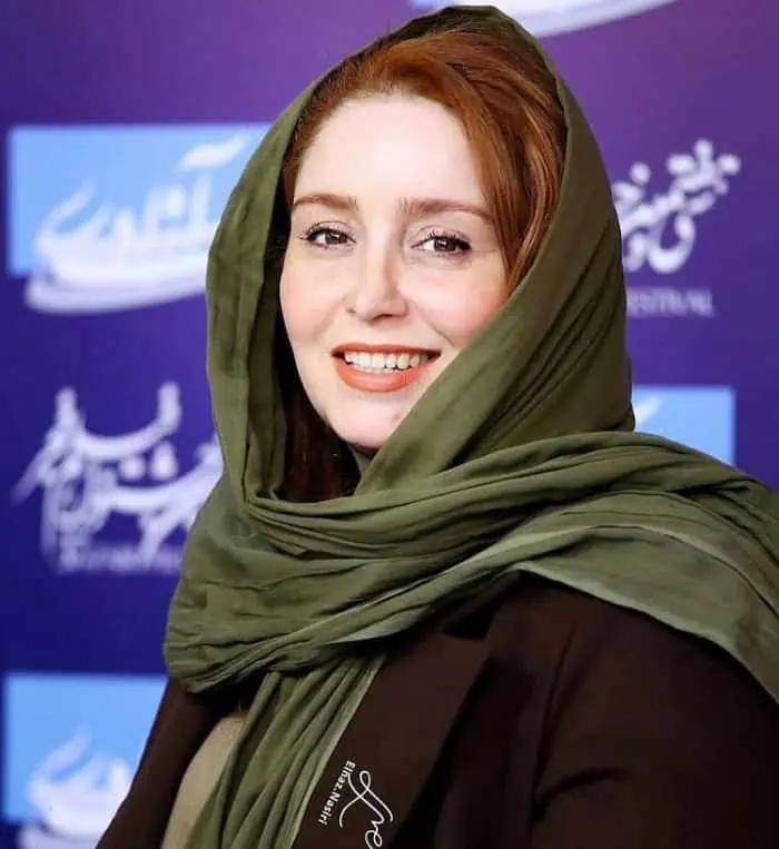 قاب دلنشین ژاله صامتی و دخترش در پشت صحنه نمایش «ماهی رها» + عکس