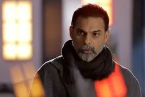 قاب هیجان‌انگیز پیمان معادی با دو بازیگر مشهور هالیوود