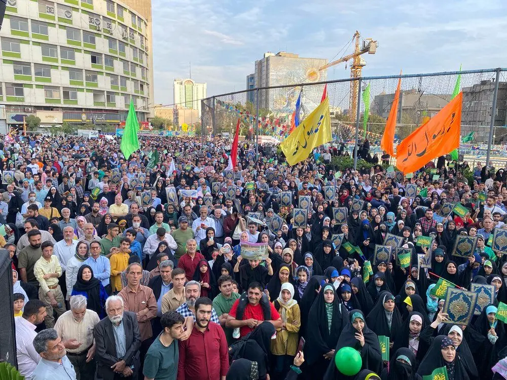 میدان هفتم تیر میزبان جشن میلاد پیامبر رحمت میدان هفتم تیر میزبان جشن میلاد پیامبر رحمت