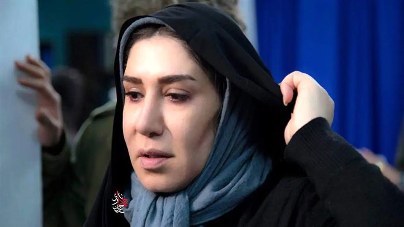 نسیم ادبی در آغوش دایی‌اش، محمود کلاری؛ لحظه احساسی در اکران «آدم فروش»