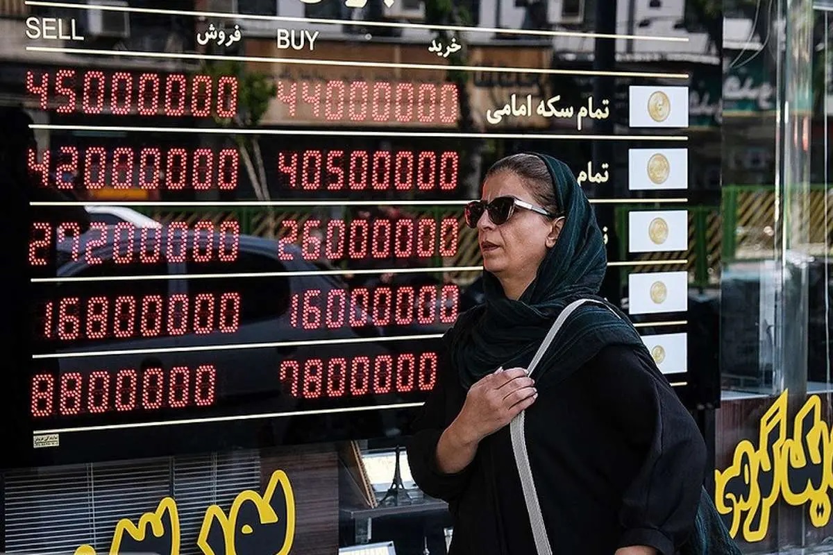 پیش بینی قیمت دلار؛ وضعیت انتظار در بازار ارز ادامه خواهد داشت؟ پیش بینی قیمت دلار؛ وضعیت انتظار در بازار ارز ادامه خواهد داشت؟