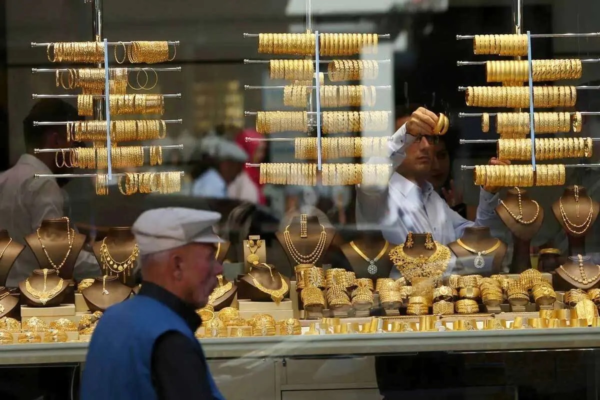 پیش بینی قیمت ها در بازار ارز، طلا و سکه؛ آرامش در بازار با توافق ایران با آژانس اتمی