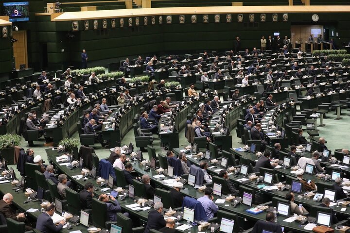 صفحهٔ درخواستی شما یافت نشد.