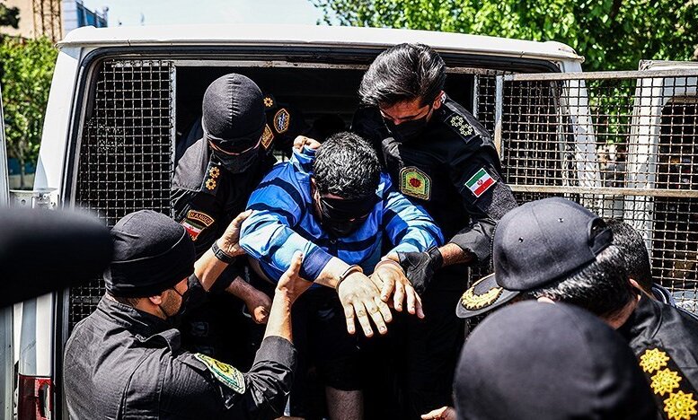 مقابله با اراذل با قدرت ادامه دارد/ اوباش دنبال سوراخ موش می‌گردند