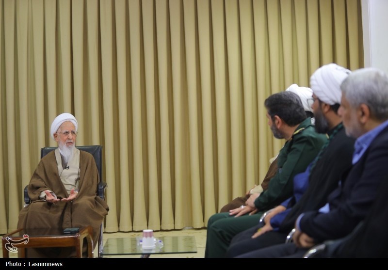 آیت‌الله جوادی آملی: ملت از مدیران و مسئولین، طهارت و پاکی می‌خواهند – تسنیم