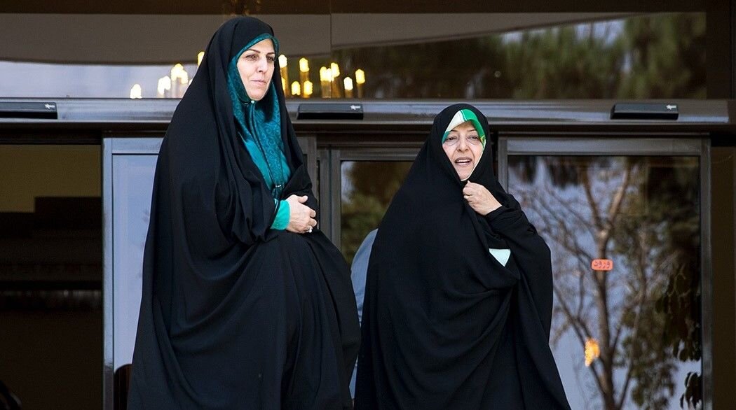 اختصاصی/ نامه هشدارآمیز معاونان اسبق امور زنان ریاست جمهوری به پزشکیان/ از ابزار قانونی استرداد لایحه، به نفع زنان و خانواده بهره گیرید