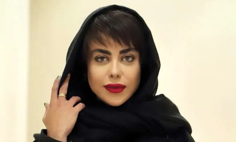 استایل خاص الهام اخوان در اکران “مجنون” جلب توجه کرد! استایل خاص الهام اخوان در اکران “مجنون” جلب توجه کرد!