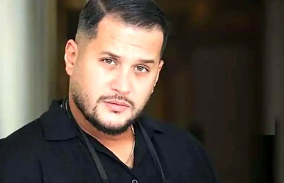 استایل شیک سیاوش خیرابی در کنار دریا استایل شیک سیاوش خیرابی در کنار دریا