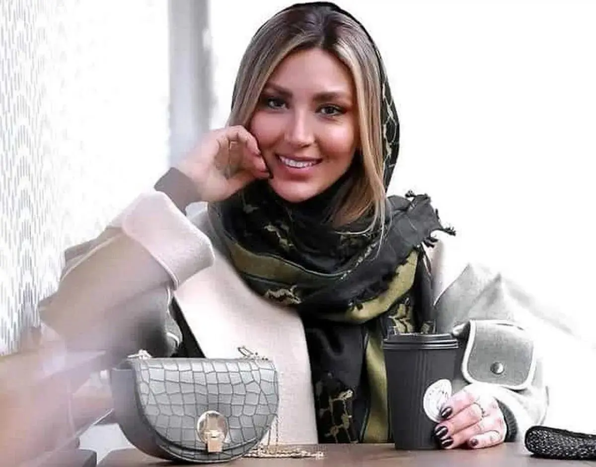 استایل پاییزی همسر بهرام رادان: مینا مختاری با تِم جین جدیدترین سلفی خود را منتشر کرد! استایل پاییزی همسر بهرام رادان: مینا مختاری با تِم جین جدیدترین سلفی خود را منتشر کرد!