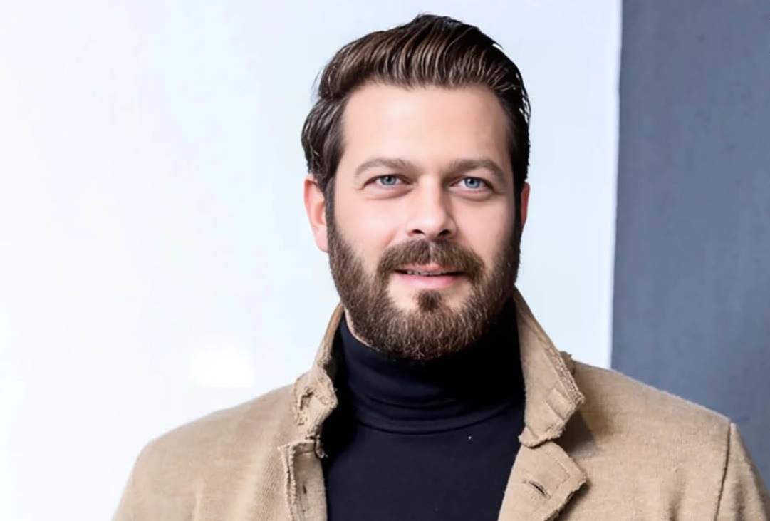 استوری آقای بازیگر در دفاع از پژمان جمشیدی با آیه قرآن