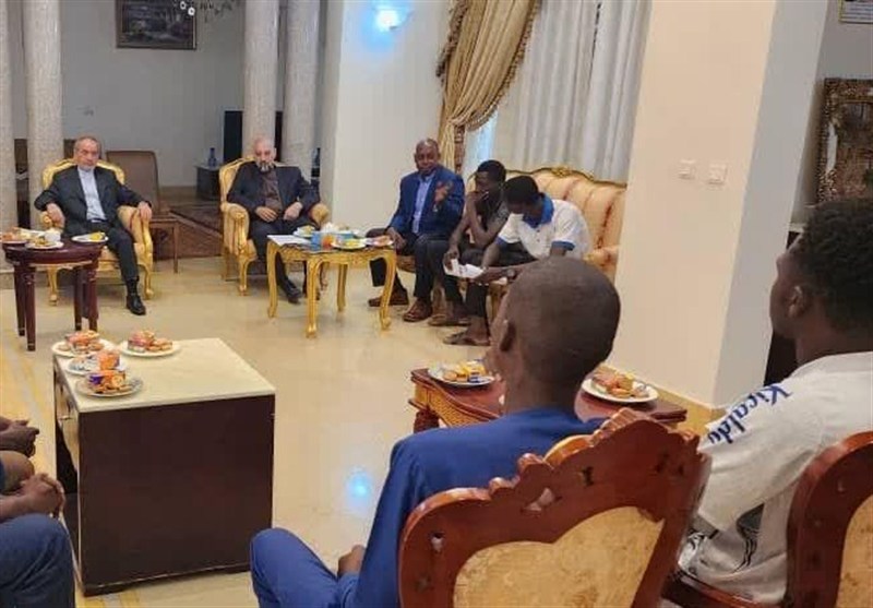 اعطای بورسیه تحصیلی به 13 دانشجوی بورکینافاسویی – تسنیم