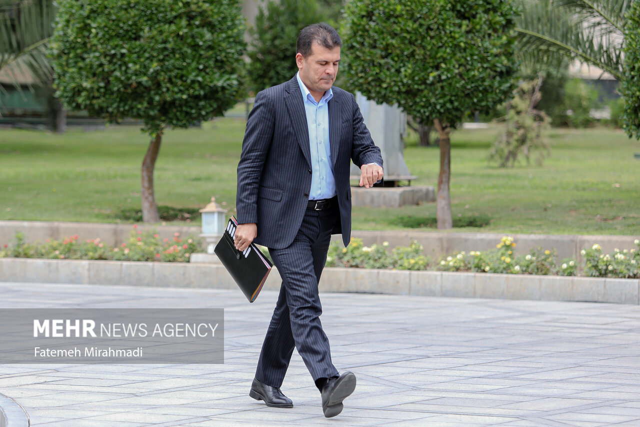 افشین: مسئولیت ستاد هوش مصنوعی به معاون اول تفویض شده است + فیلم