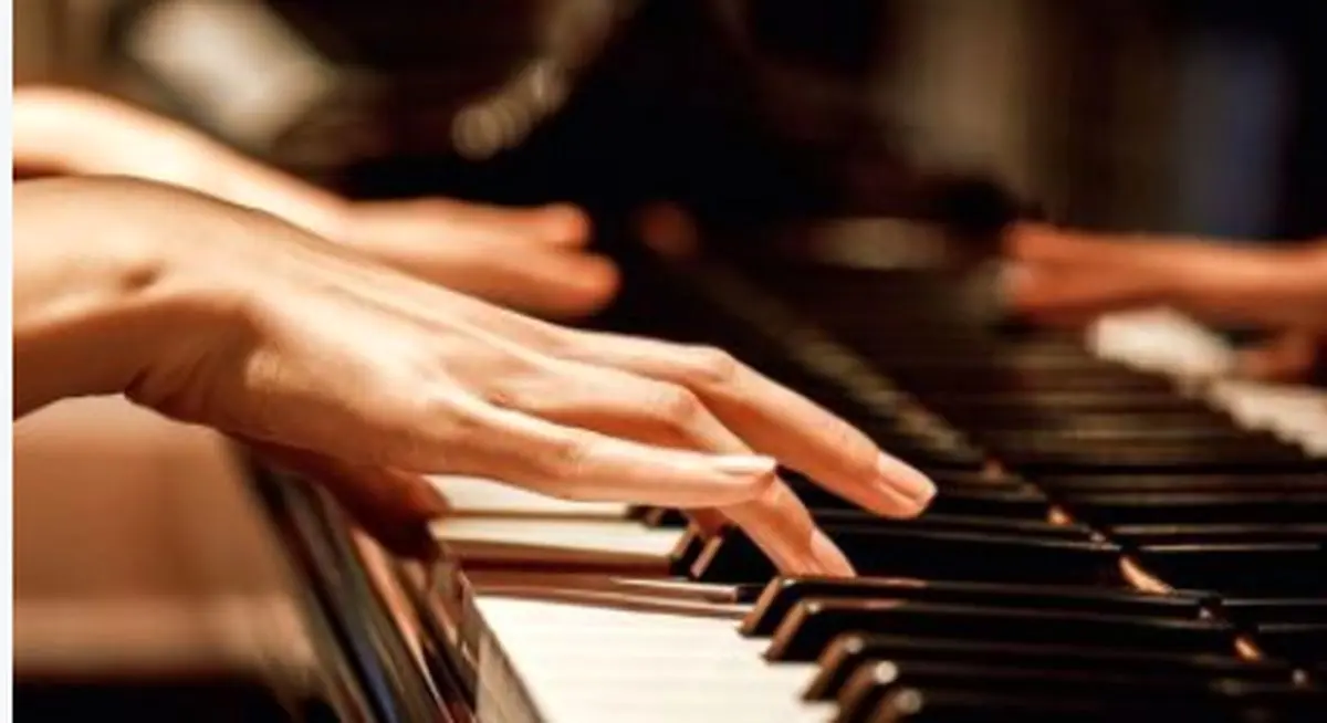 اهنگ من دلم تنگه از پدرام نجفیان منتشر شد+فیلم