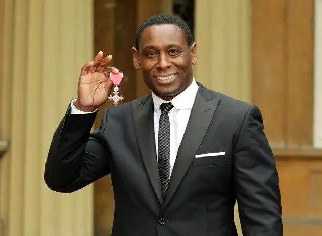 بازگشت دیوید هروود به اتللو؛ از کلیشه تا خودشناسی بازگشت دیوید هروود به اتللو؛ از کلیشه تا خودشناسی