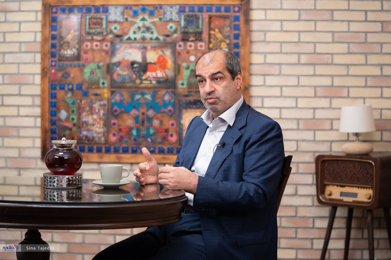 ببینید| با دریاچه ارومیه خداحافظی کنیم؟/ بزرگ‌زاده: کار سخت‌تر شده است