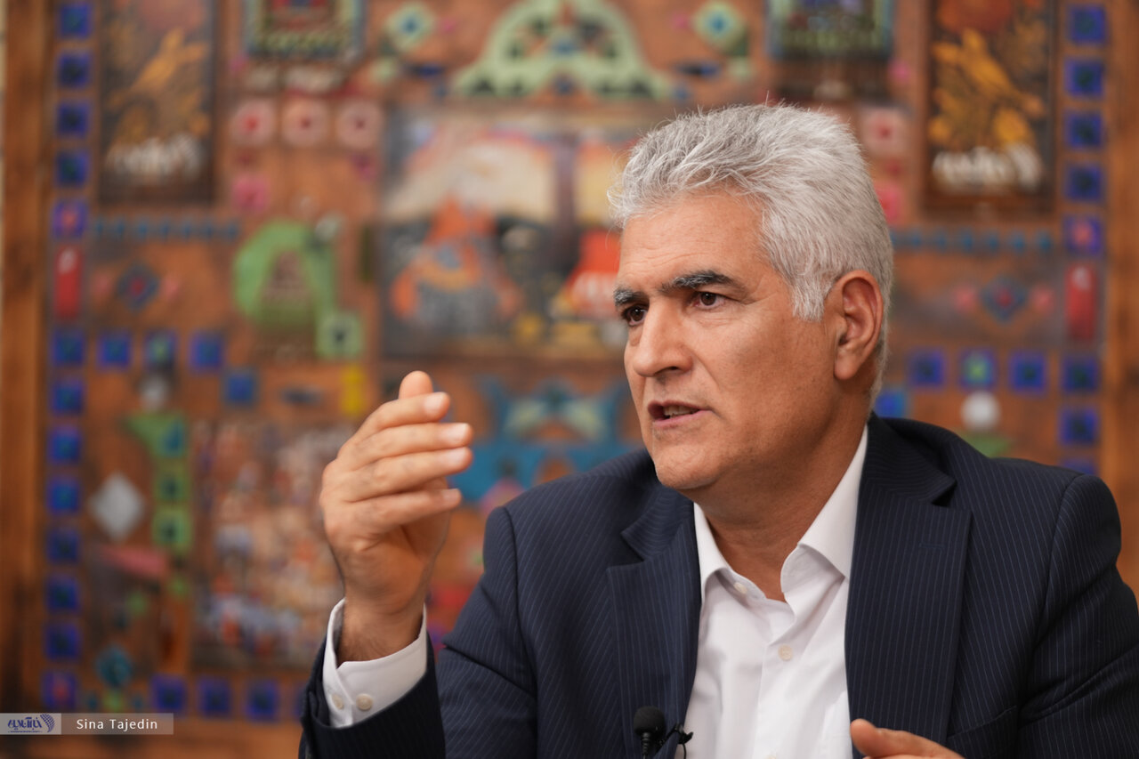 ببینید| تفاوت پست بانک ایران با سایر بانک‌های دولتی چیست؟