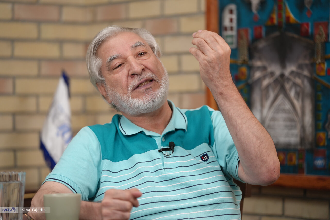 ببینید | عرب سرخی: اینکه در ۱۰ روز جنگ جلسه شعام را بزنند و فقط به لطف خدا حاضران زنده بمانند، اصلا نشانه خوبی نیست