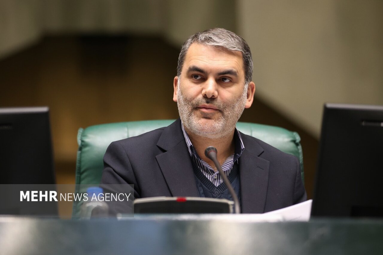 بودجه ۱۴۰۵ بر اساس قانون یکم دی ماه به مجلس تقدیم می‌شود