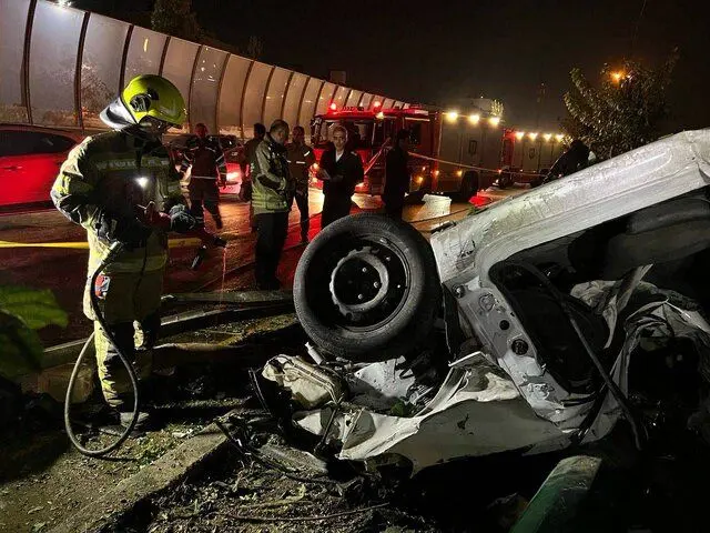 تصادف مرگبار پژو ۲۰۶ در بزرگراه حکیم تصادف مرگبار پژو ۲۰۶ در بزرگراه حکیم