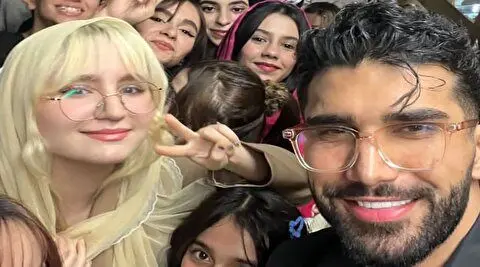 تصاویر جنجال بازیگر عشق ابدی با دخترها در اهواز+فیلم و عکس