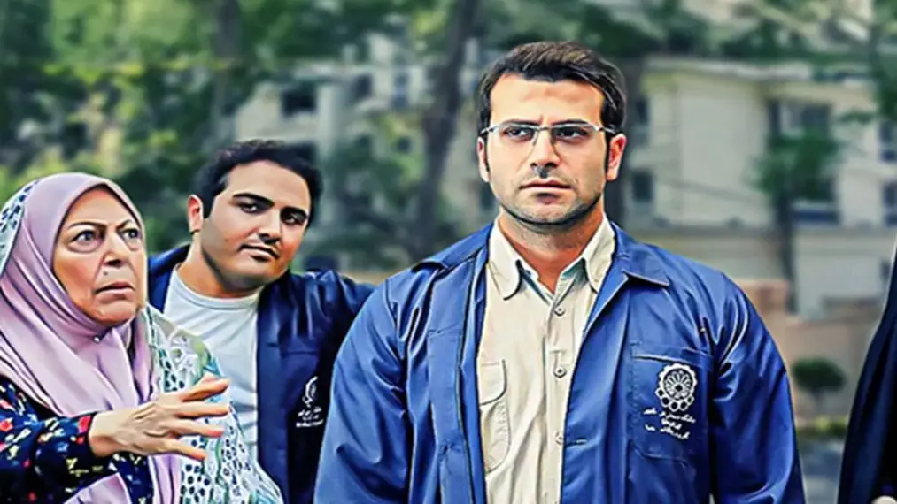 تصاویر ماشین‌های بازیگران بچه مهندس؛ از خودروی سانروف‌دار تا ۲۰۶ اسپورت