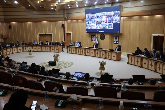 تصمیم‌های یک روز کاری استاندار گیلان؛ از تامین مالی پروژه‌ها تا تاکید بر مدیریت بحران ها