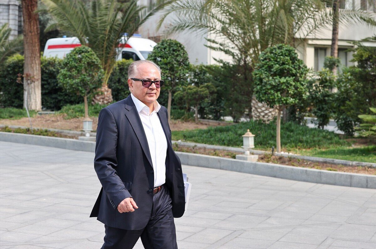 توریست قطب جنوب کاندیدای نظام پزشکی تبریز شد