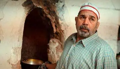 تیپ متفاوت بازیگر مشهور بیرون از قاب تلویزیون تیپ متفاوت بازیگر مشهور بیرون از قاب تلویزیون