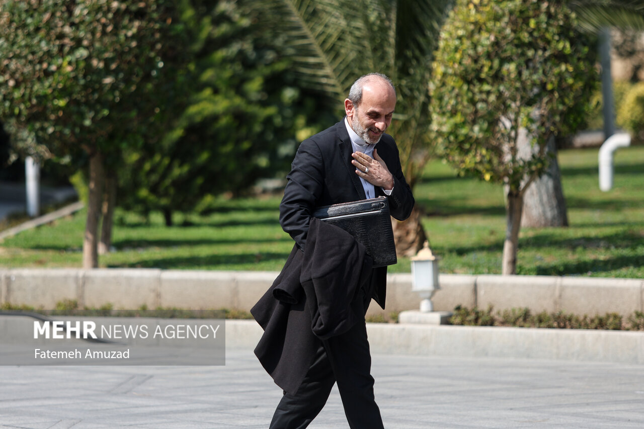 جبلی: حق پخش مسابقات ورزشی بر اساس جدول پیشنهادی فدراسیون‌هاست+ فیلم