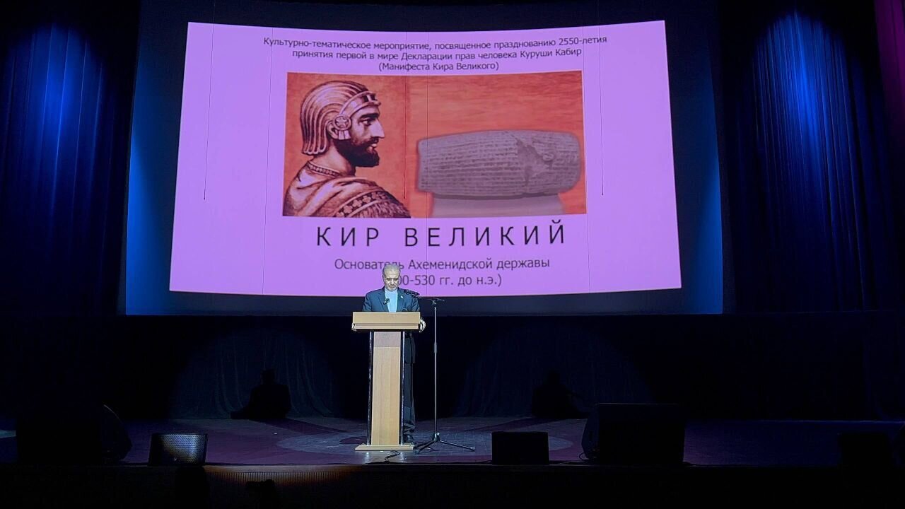 جلالی: حامی کشتار ده‌ها هزار نفر از مردم غزه را نمی‌توان کوروش نامید