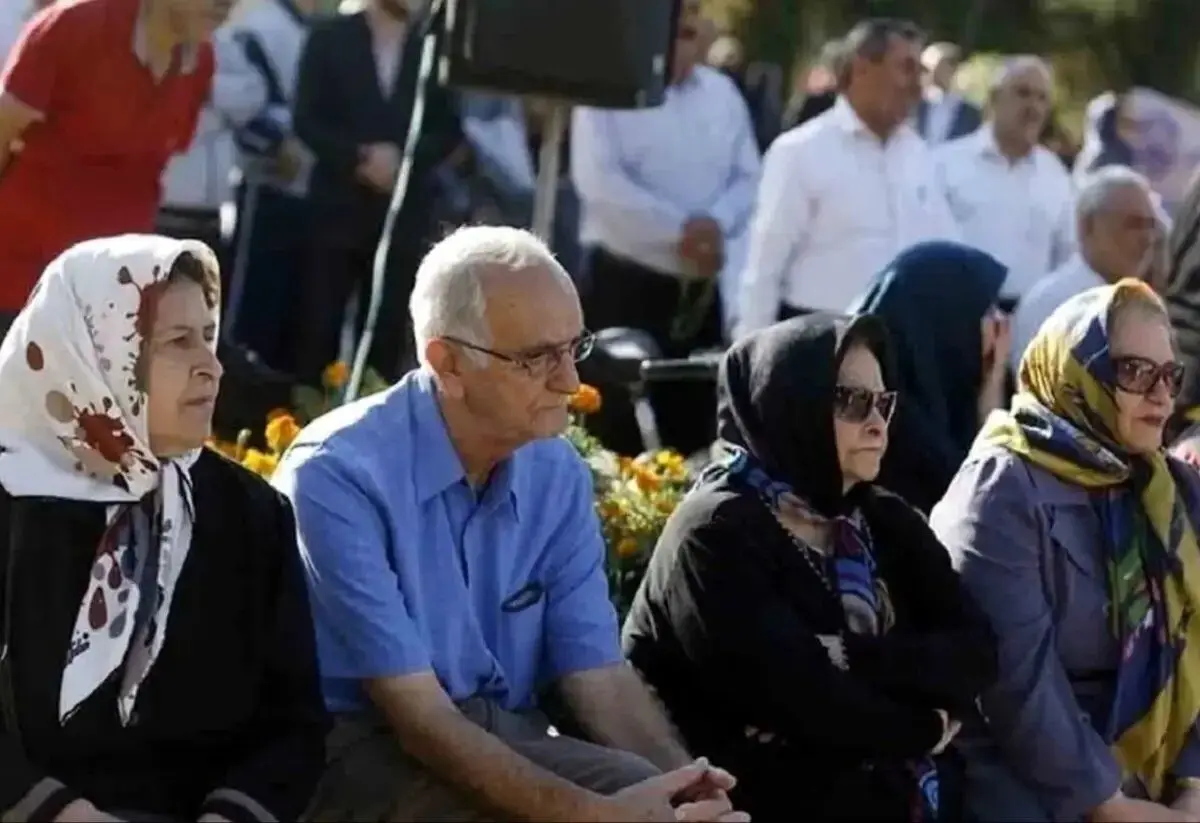 جمعیت ایران در سراشیبی؛ پیش‌بینی منفی شدن رشد از ۱۴۴۵