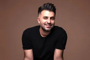 حضور غافلگیرکننده بنیامین بهادری در کنسرت طلیسچی/ویدیو حضور غافلگیرکننده بنیامین بهادری در کنسرت طلیسچی/ویدیو