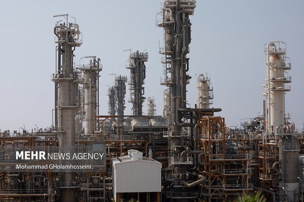 حمایت از دانش‌بنیان‌ها، کلید توسعه پایین‌دست پتروشیمی