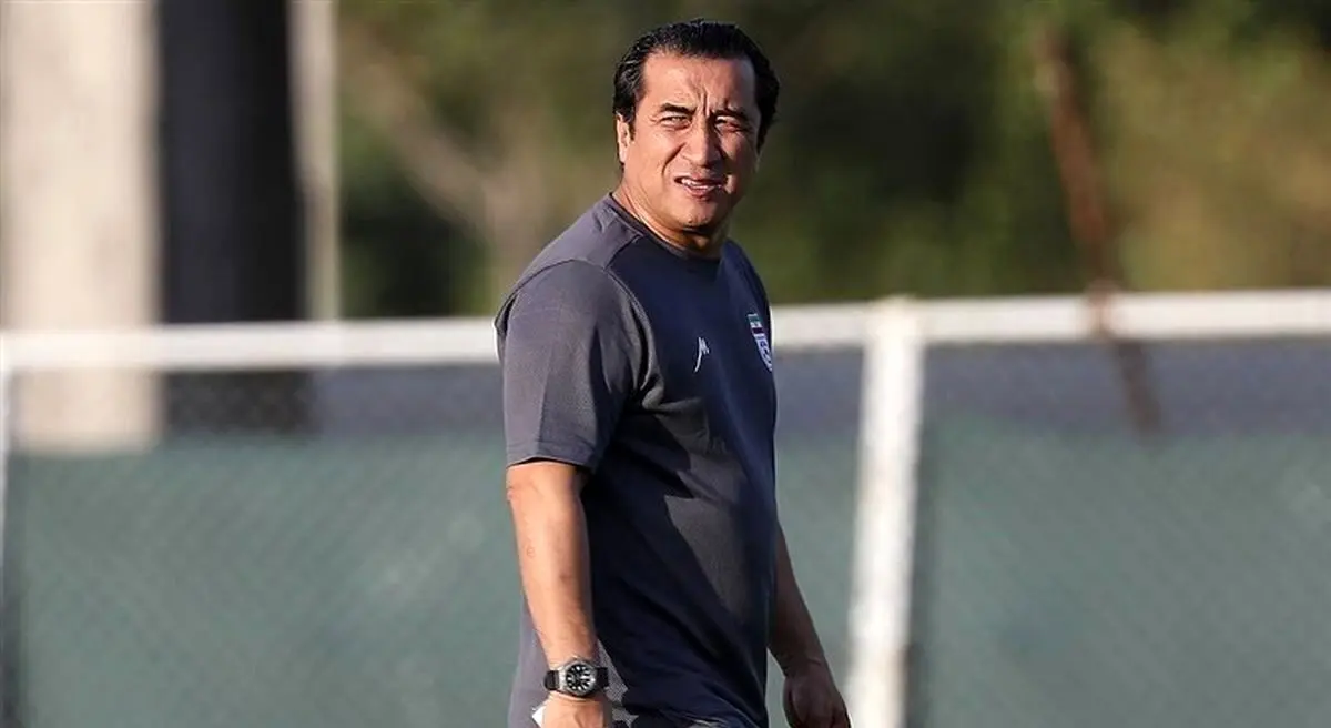 خداداد عزیزی: آقایان! از کدام تاکتیک حرف می‌زنید؟/ درخواست کنایه‌آمیز از صدا و سیما برای پخش بازی تیم ملی