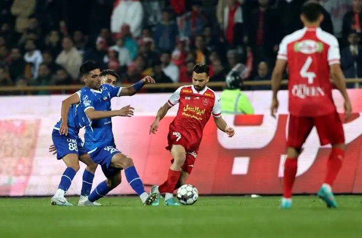 داربی در انتظار خانه؛ آزادی یا پارس شیراز؟ داربی در انتظار خانه؛ آزادی یا پارس شیراز؟