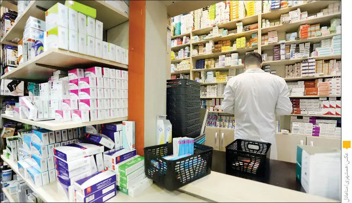 دارو مثل نقل و نبات؛ ناصحی: مصرف دارو در ایران نگرانکننده است دارو مثل نقل و نبات؛ ناصحی: مصرف دارو در ایران نگرانکننده است