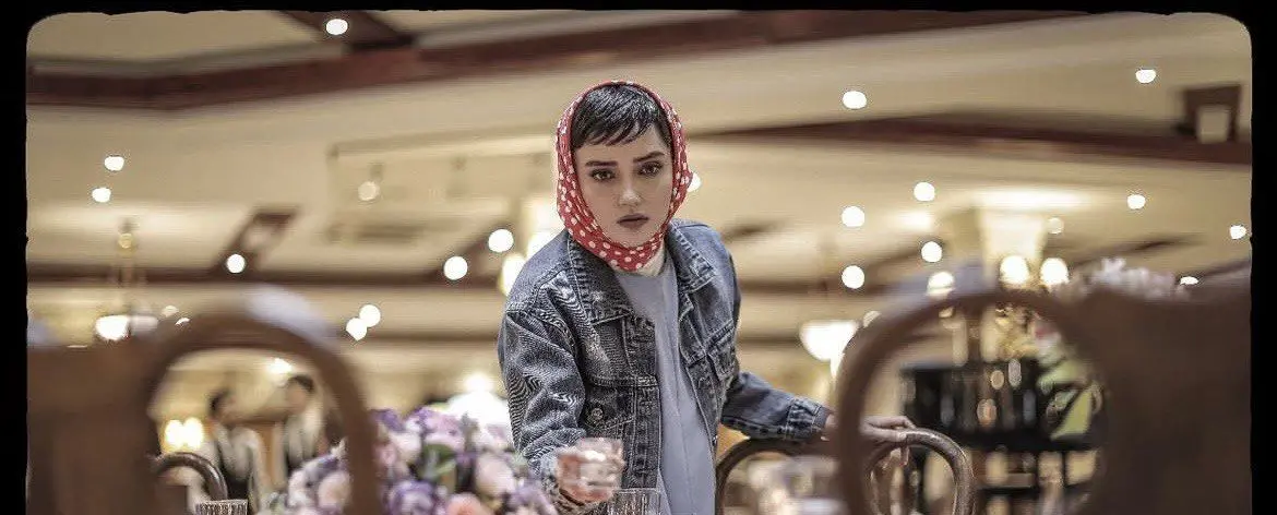 درخشش “آوا”ی سریال شغال: استایل تمام مشکی و شیک نورا محقق غوغا کرد!