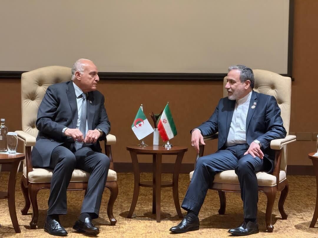 دیدار و گفت‌وگوی وزرای امور خارجه ایران و الجزایر