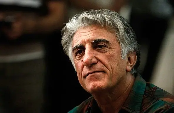 رضا کیانیان: با فرمولی که دارم، از هیچ‌کس توقعی ندارم+ فیلم