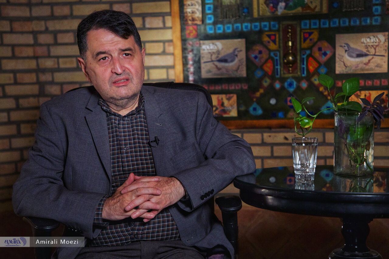 روایتی از بازجویی ظریف به خاطر مشکوک بودن / مجید تفرشی: علیرضا اکبری اصرار داشت که ظریف جاسوس غرب است!