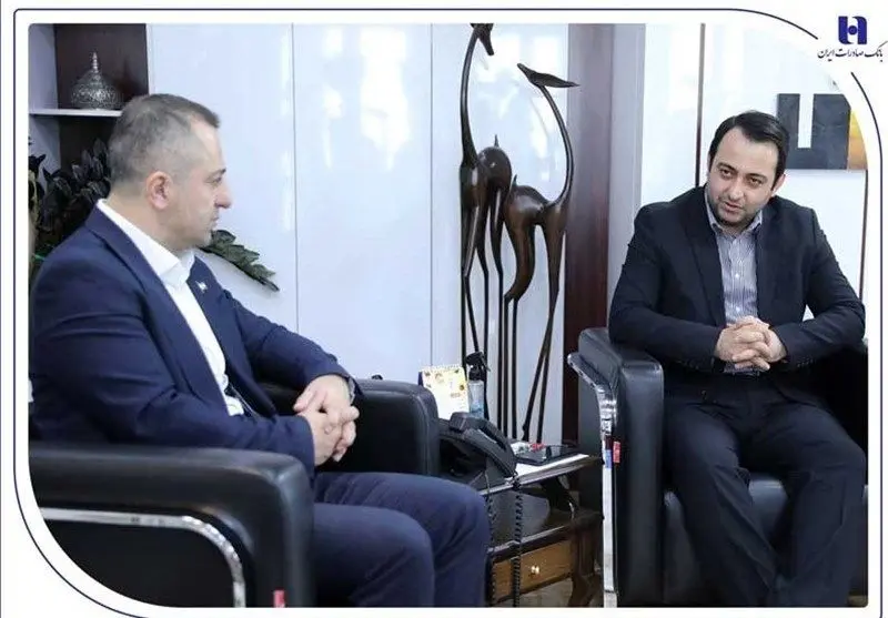 رویکرد بانک صادرات ایران تقویت امید، بالندگی و توانمندسازی جوانان کشور است